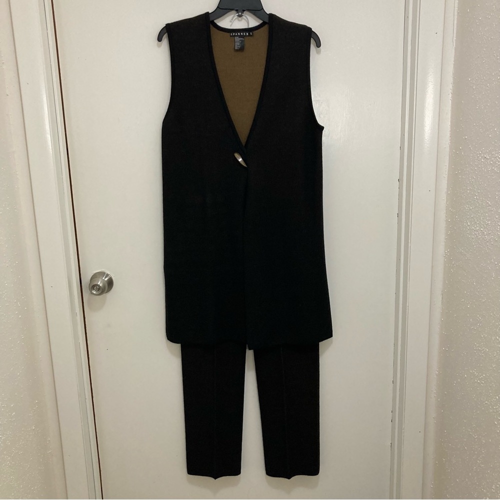 Black with Brown, Sweater Vest and Sweater Pants Suit by Spanner. Women’s Tall